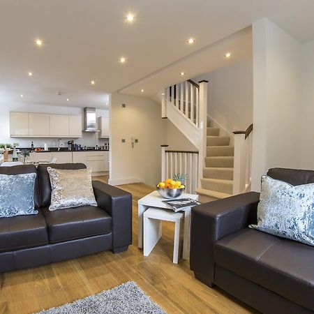 Finchley Central Luxury 3 Bed Triplex Loft Style Apartment Hendon Luaran gambar