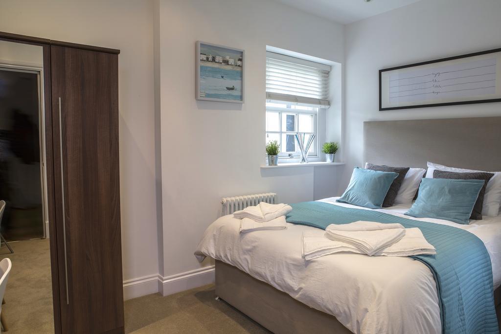 Finchley Central Luxury 3 Bed Triplex Loft Style Apartment Hendon Luaran gambar